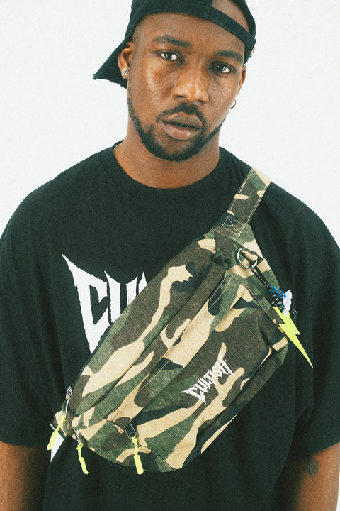 XXXL RIOT CROSSBODY BAG