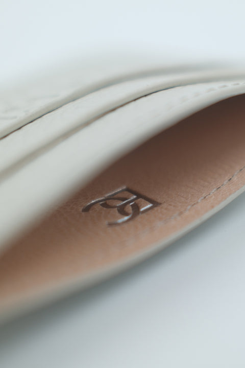 Ivory Voyage Card Holder